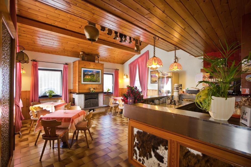 Albergo Negritella Borgo Valsugana Bagian luar foto